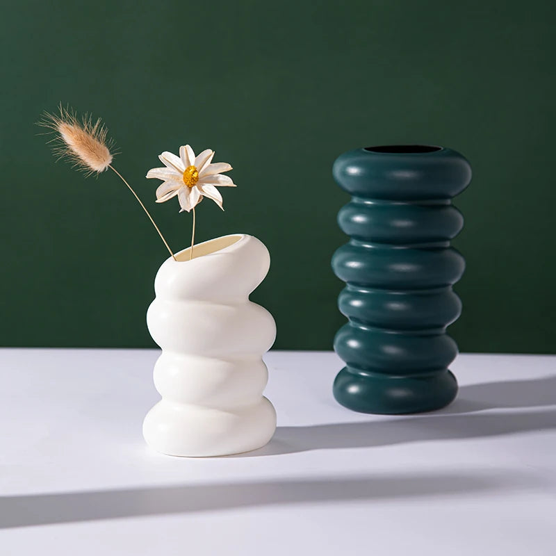 Plastic Spiral White Vase 